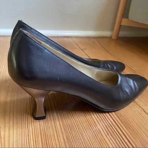 Salvatore Ferragamo vintage black leather heels SIZE 7 - Picture 5 of 8